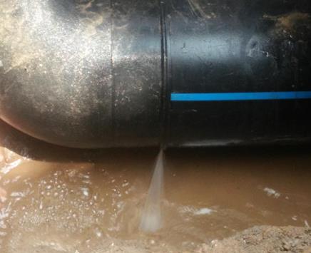 长汀楼顶渗水维修公司为大家分享下长汀卫生间漏水维修修补技术!